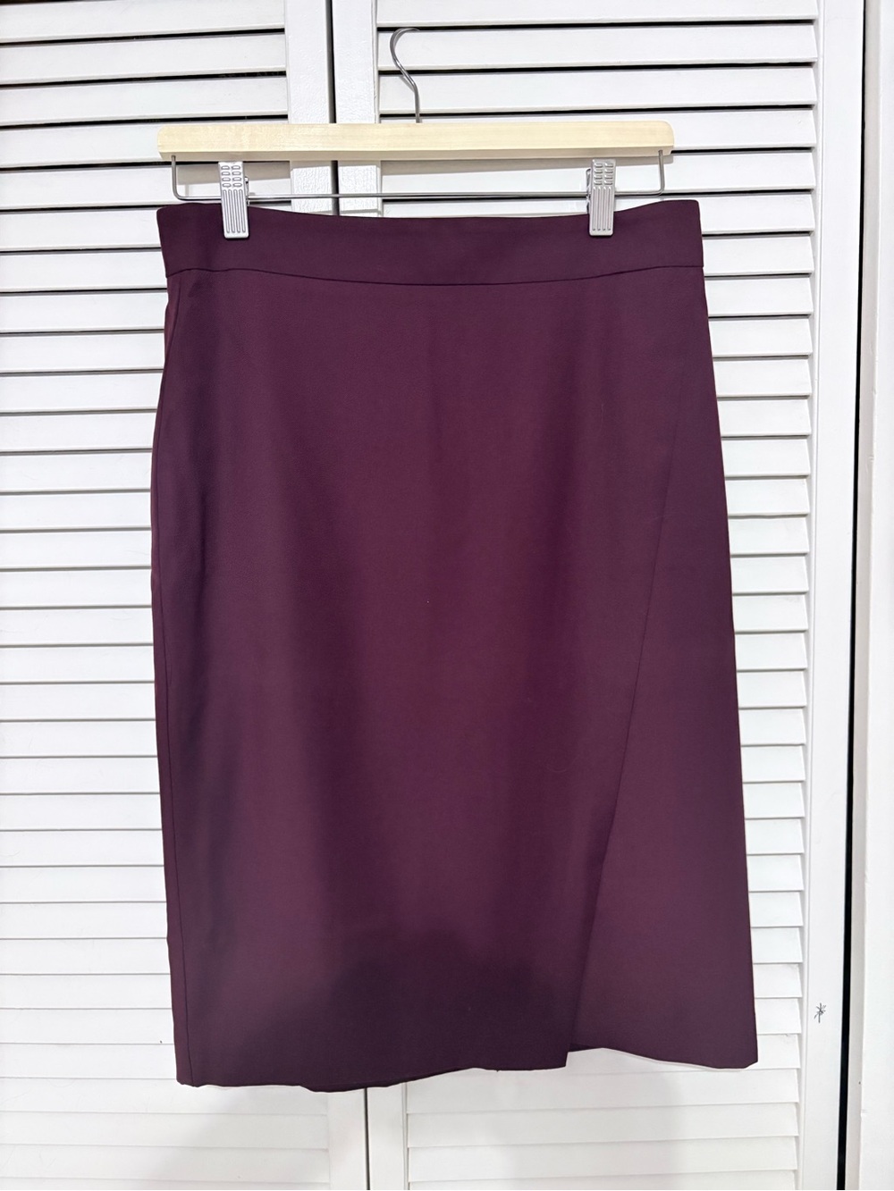 Ann Taylor Plum Pencil Skirt